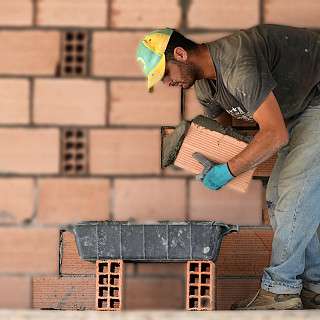 Aufträge für Maurerarbeiten und Trockenbauarbeiten finden