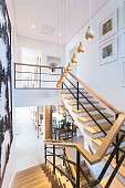 microsite_image_reference_9915_0.jpeg