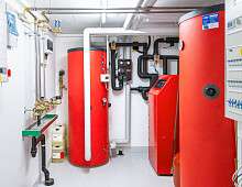 Frasnacht Warmepumpe Thermalia und Boiler Hoval